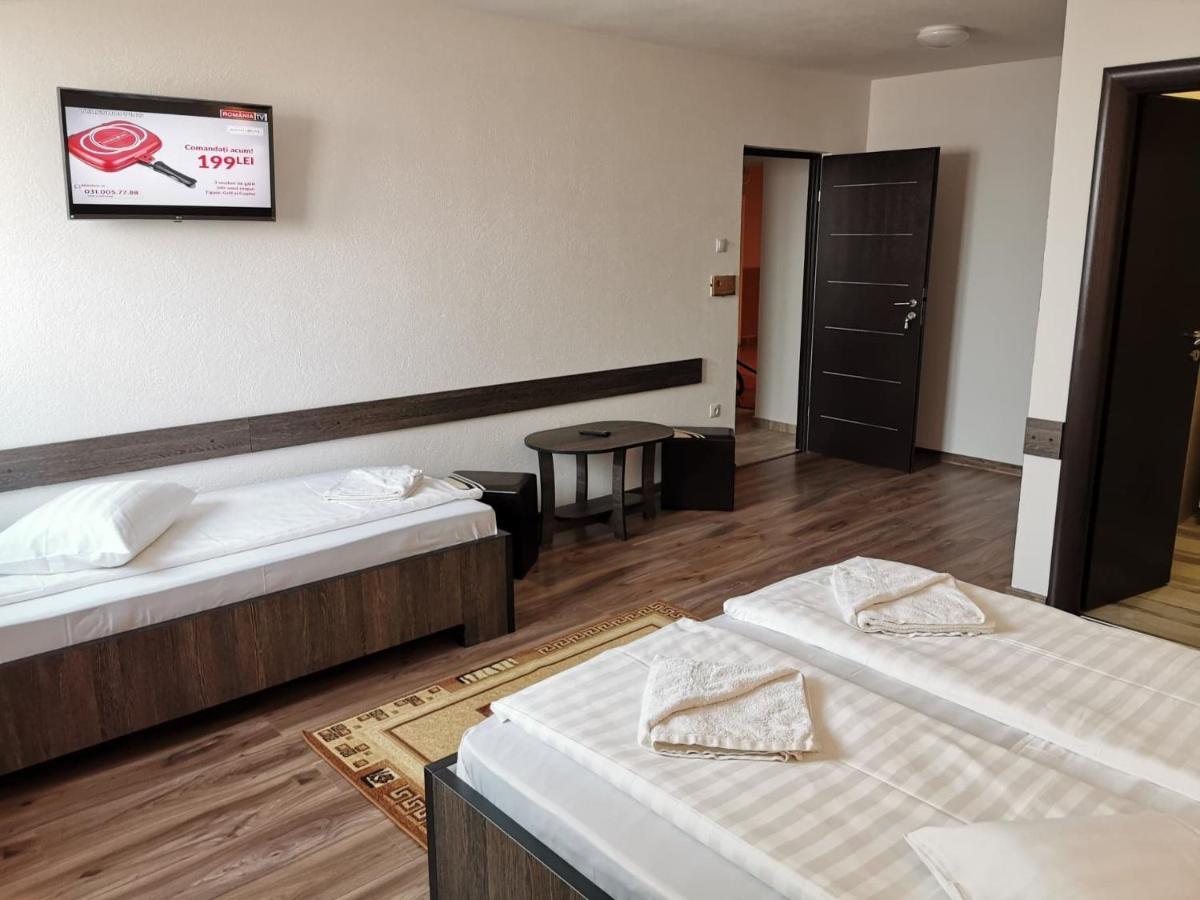 אודורהיו סקוייסק Hotel Tranzit מראה חיצוני תמונה