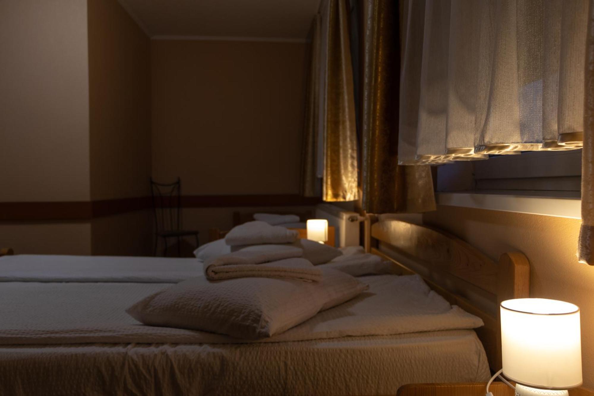 אודורהיו סקוייסק Hotel Tranzit מראה חיצוני תמונה