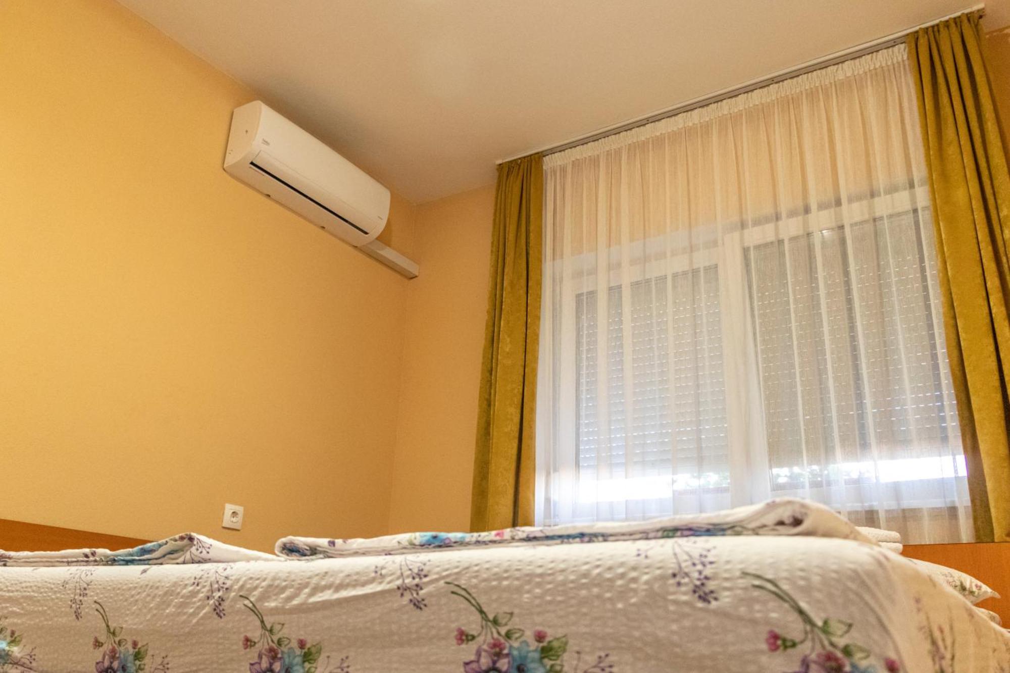 אודורהיו סקוייסק Hotel Tranzit מראה חיצוני תמונה