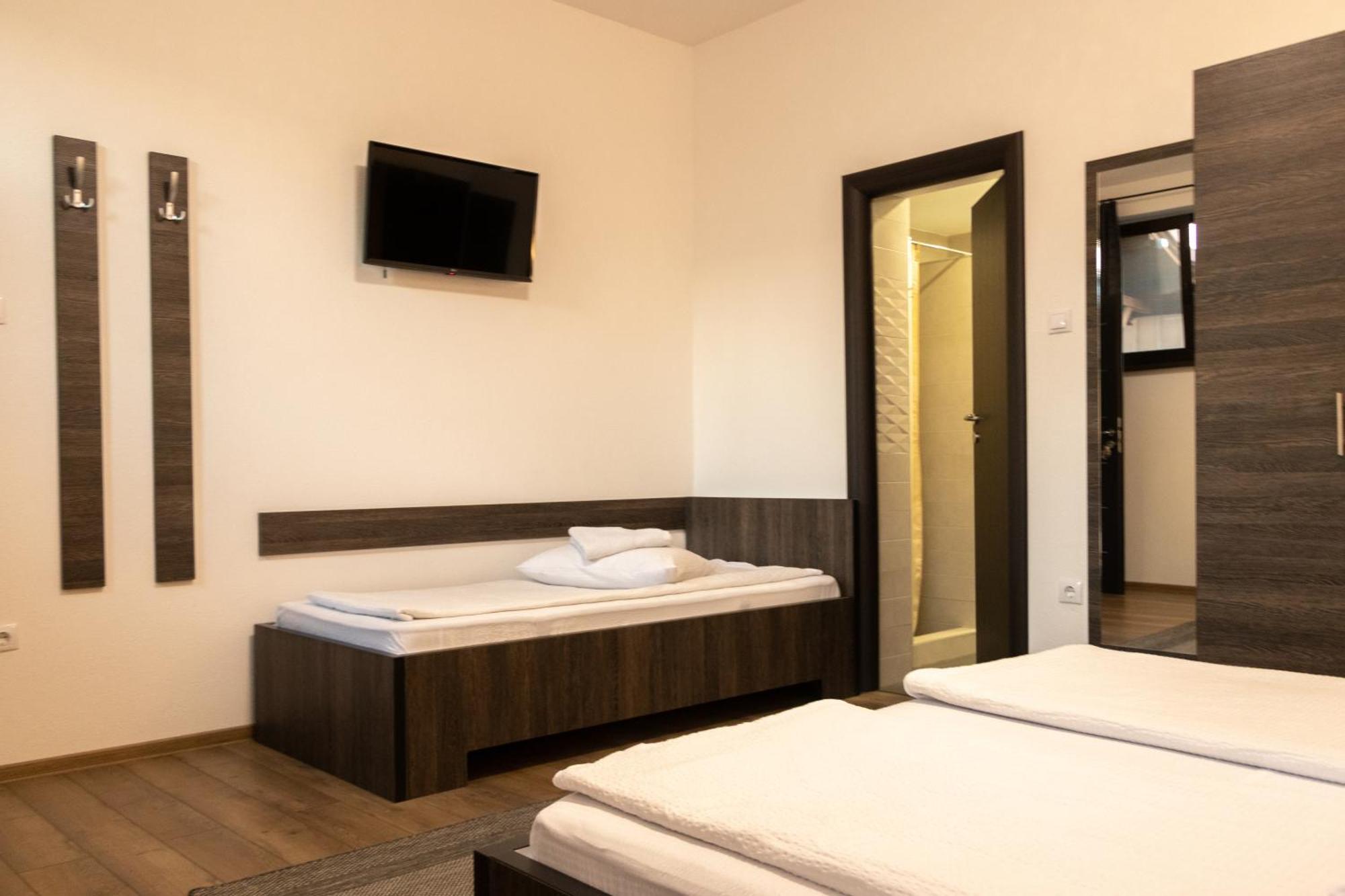 אודורהיו סקוייסק Hotel Tranzit מראה חיצוני תמונה