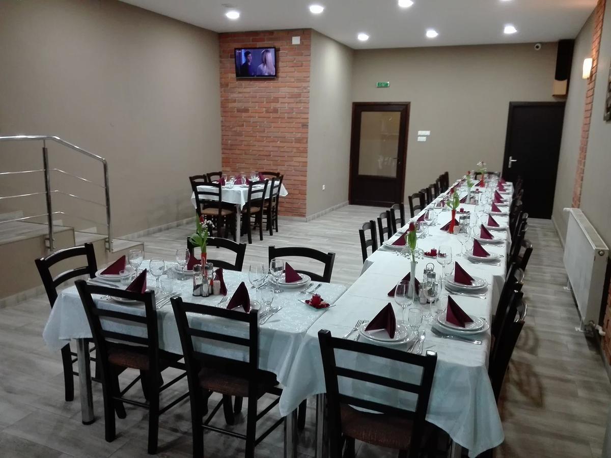 אודורהיו סקוייסק Hotel Tranzit מראה חיצוני תמונה