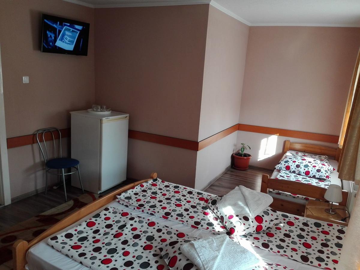 אודורהיו סקוייסק Hotel Tranzit מראה חיצוני תמונה